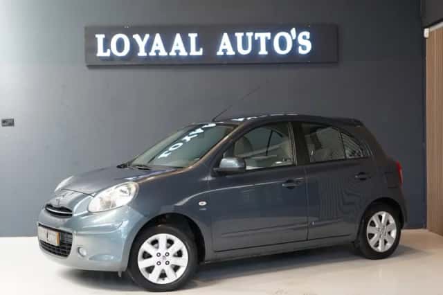 Nissan Micra (2012) thumbnail 4