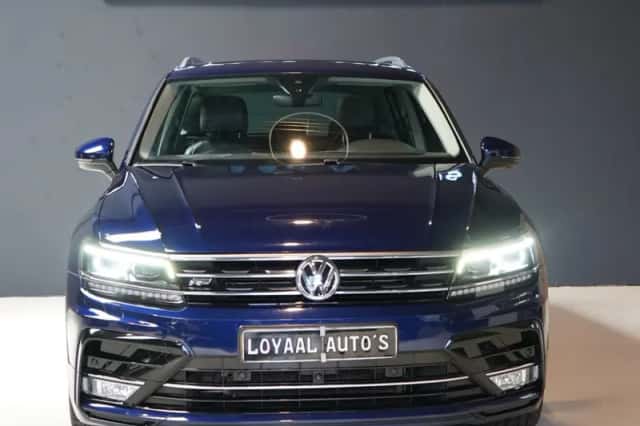 Volkswagen Tiguan (2017) thumbnail 3