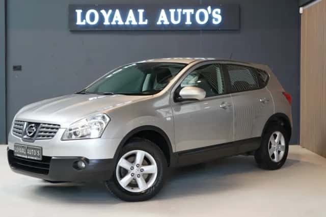 Nissan Qashqai (2008) thumbnail 4