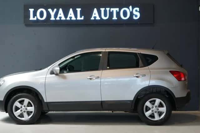 Nissan Qashqai (2008) thumbnail 5