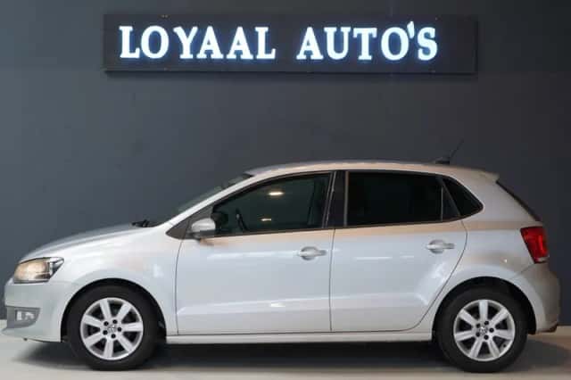 Volkswagen Polo (2010) thumbnail 4