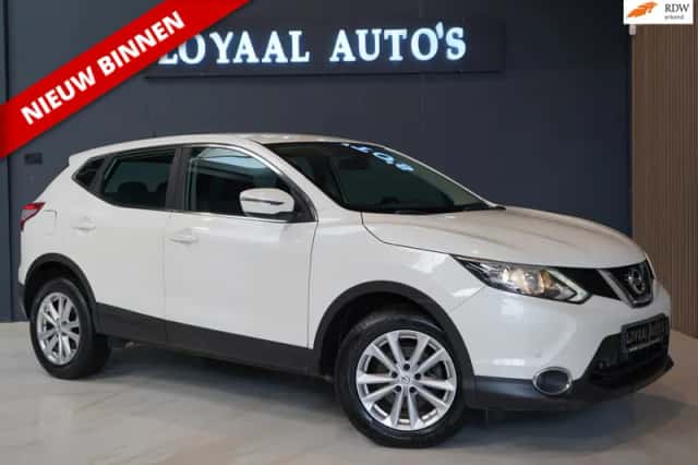 Nissan Qashqai (2015) thumbnail 1