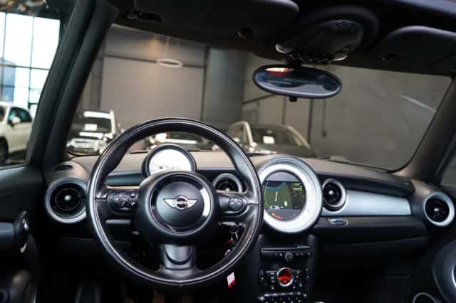 MINI Clubman (2011) thumbnail 2