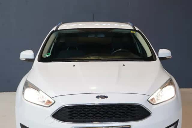 Ford Focus (2017) thumbnail 2