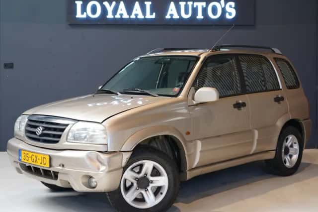 Suzuki Grand Vitara (2001) thumbnail 3