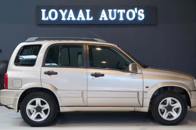 Suzuki Grand Vitara (2001) thumbnail 5