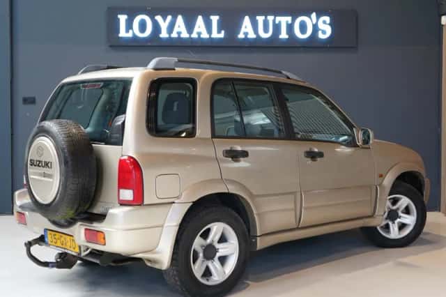 Suzuki Grand Vitara (2001) thumbnail 6