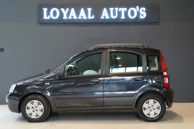 Fiat Panda (2004) thumbnail 5