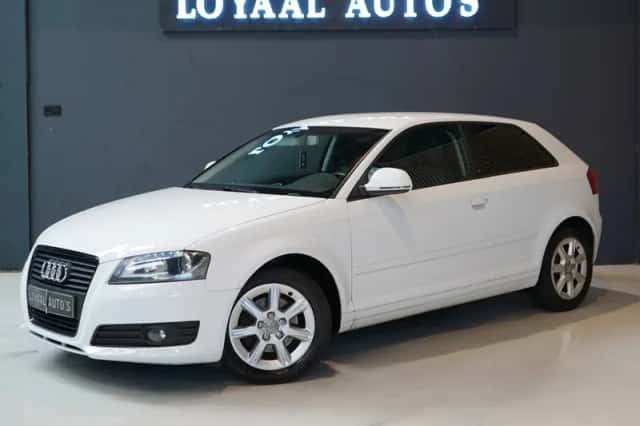 Audi A3 (2009) thumbnail 4