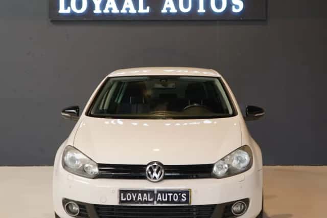 Volkswagen Golf (2012) thumbnail 3
