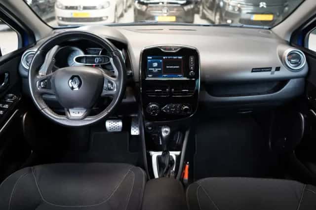 Renault Clio (2014) thumbnail 2