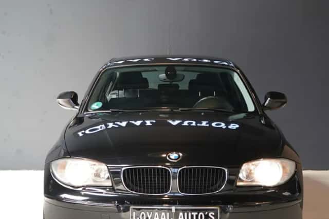BMW 1-Serie (2011) thumbnail 2