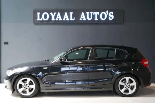 BMW 1-Serie (2011) thumbnail 4