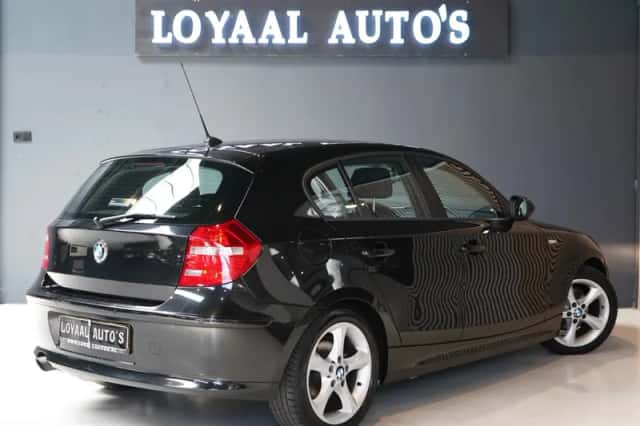 BMW 1-Serie (2011) thumbnail 6