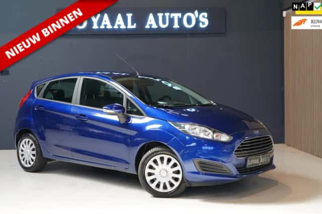 Ford Fiesta (2015) thumbnail 1