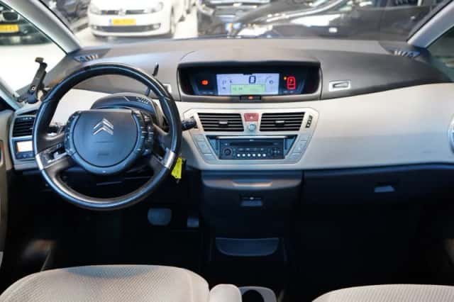 Citroën C4 Picasso (2009) thumbnail 2