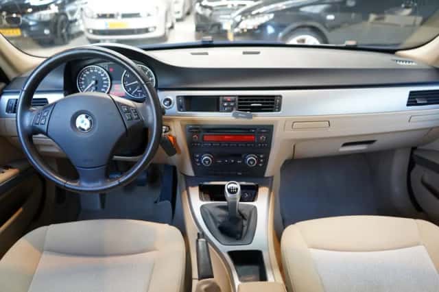 BMW 3-Serie (2008) thumbnail 2