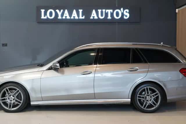 Mercedes-Benz E-Klasse (2013) thumbnail 5