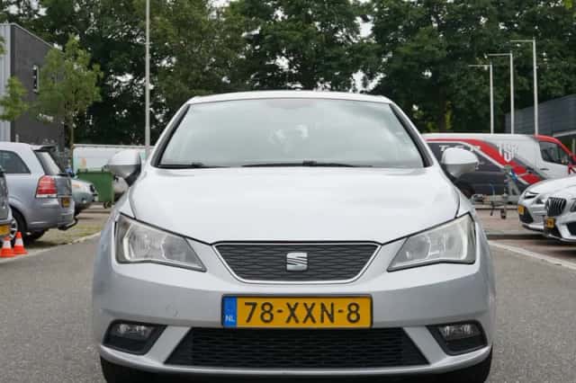 SEAT Ibiza (2012) thumbnail 3