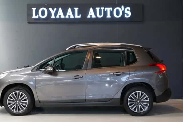 Peugeot 2008 (2015) thumbnail 5