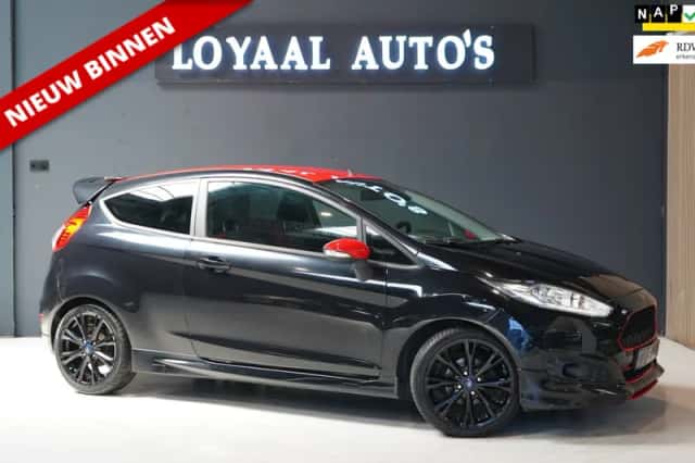 Ford Fiesta (2015) thumbnail 1