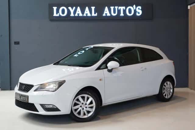 SEAT Ibiza (2012) thumbnail 4