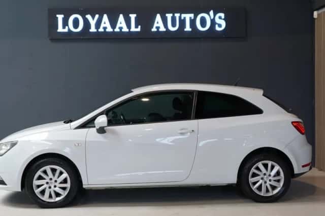 SEAT Ibiza (2012) thumbnail 5