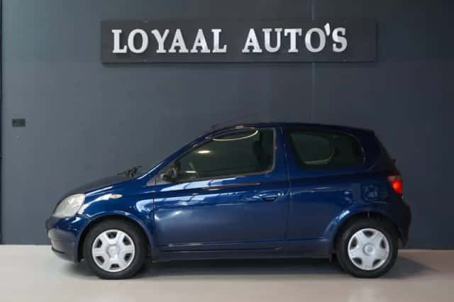 Toyota Yaris (2002) thumbnail 5