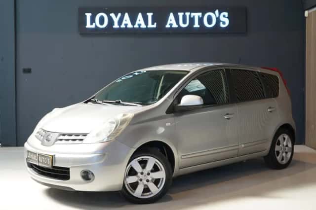 Nissan Note (2008) thumbnail 4
