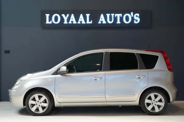 Nissan Note (2008) thumbnail 5