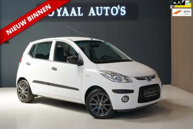 Hyundai i10 (2010) thumbnail 1