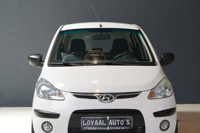 Hyundai i10 (2010) thumbnail 3