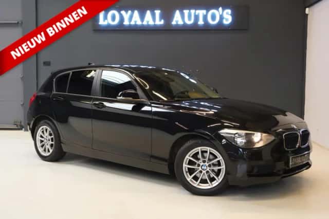 BMW 1-Serie (2013) thumbnail 1