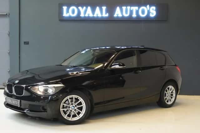 BMW 1-Serie (2013) thumbnail 3