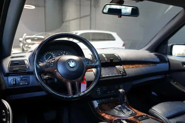BMW X5 (2002) thumbnail 2