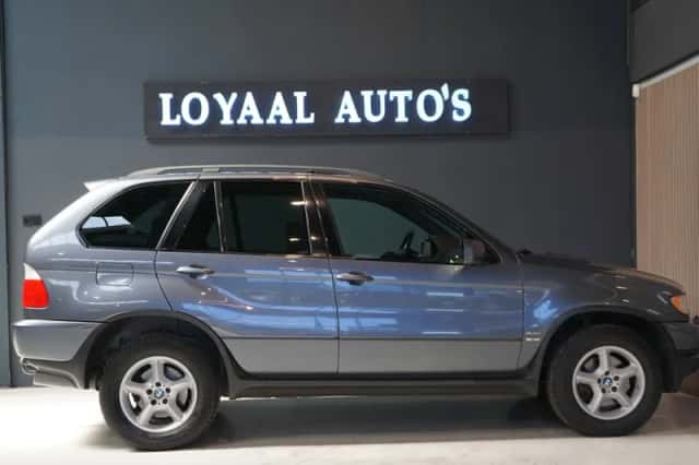 BMW X5 (2002) thumbnail 6