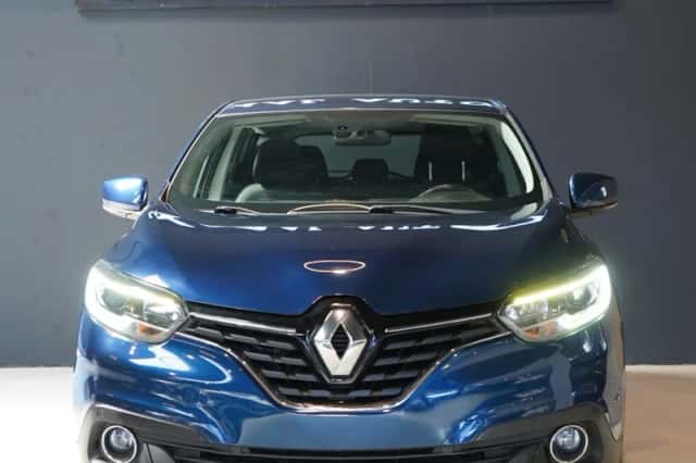 Renault Kadjar (2017) thumbnail 2