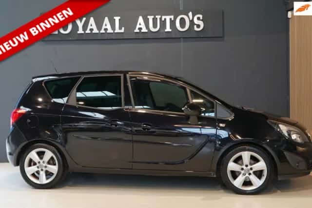 Opel Meriva (2011) thumbnail 1