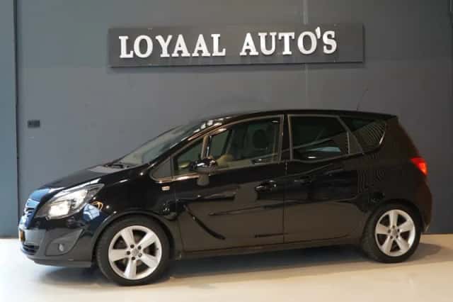 Opel Meriva (2011) thumbnail 3