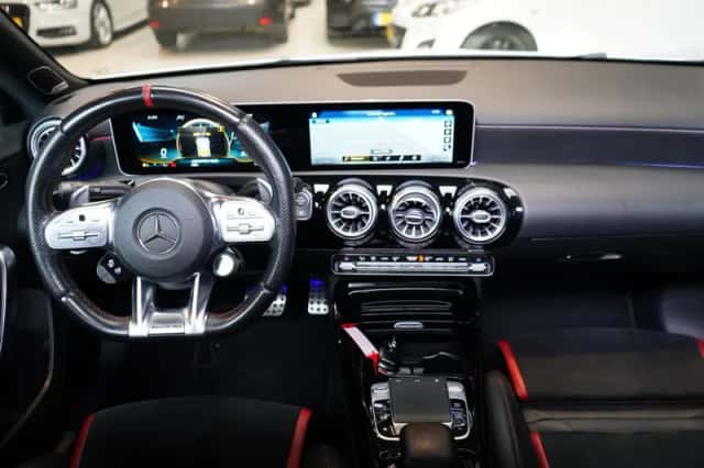 Mercedes-Benz A-Klasse (2019) thumbnail 2