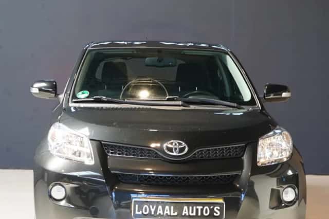 Toyota Urban cruiser (2009) thumbnail 3