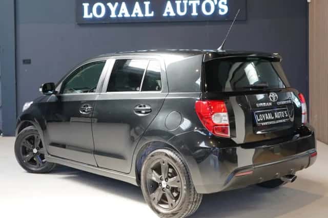 Toyota Urban cruiser (2009) thumbnail 6