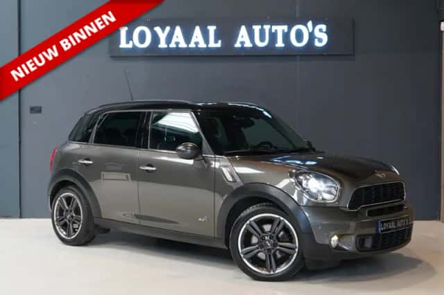 MINI Countryman (2013) thumbnail 1