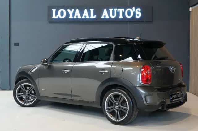 MINI Countryman (2013) thumbnail 6