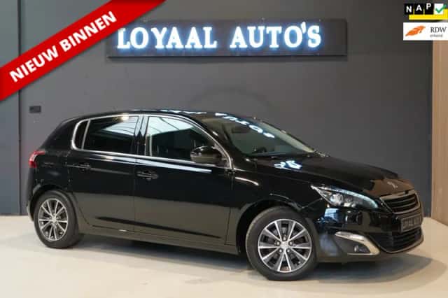 Peugeot 308 (2017) thumbnail 1