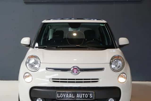 Fiat 500L (2015) thumbnail 3
