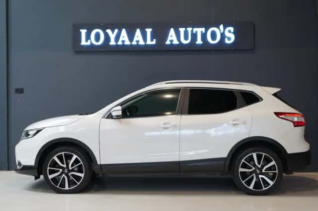 Nissan Qashqai (2017) thumbnail 5