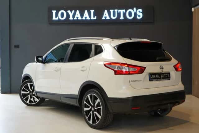 Nissan Qashqai (2017) thumbnail 6