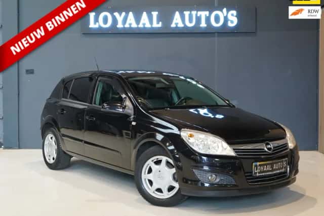 Opel Astra (2007) thumbnail 1