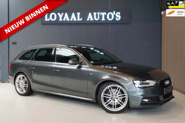 Audi A4 (2013) thumbnail 1